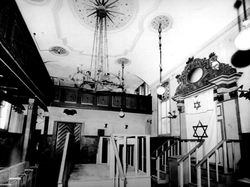 Der Innenraum der Synagoge in den 1970er Jahren <span>StA Celle</span>